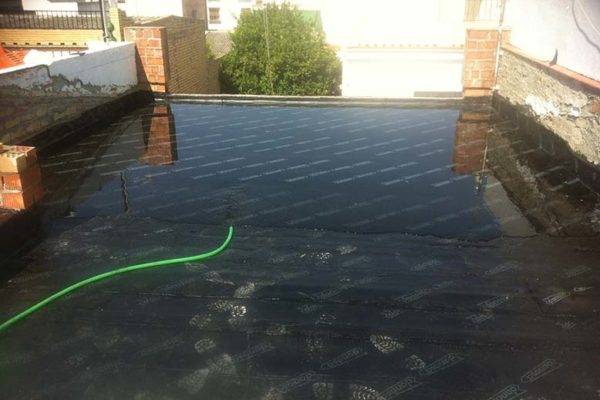 trabajos-de-impermeabilización-de-cubiertas-planas-2